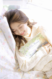 校长调教校花成妓女